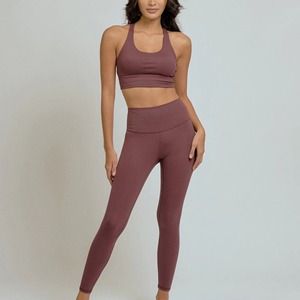 Latest Design Gym Sports Wear Leggings Bra Breathable Eco-Friendly 2 Piece Sets Knee Yoga Leggings - Product Image 6