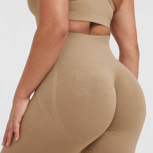 Leggings classiques pour femmes, coupe slim, tissu flexible avec une sensation douce pour un confort tout au long de la journée lors des entraînements - Product Image 6