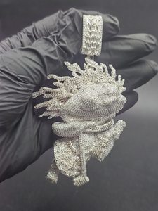 จี้รูปตัวการ์ตูนขนาดใหญ่ประดับเพชรเต็มตัว จี้ฮิปฮอปประดับเพชรโมอิสซาไนต์แบบเต็มตัว จี้รูปคนแบบกำหนดเองพร้อมห่วงบาแกตต์ - Product Image 3