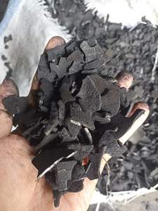 Carbón Vegetal Negro de Cáscara de Coco 100% de la Mejor Calidad, Sin Humo, Tiempo de Combustión de 4-6 Horas, Ahora Disponible en Stock al por Mayor - Product Image 5