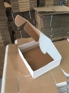 Customized Kraft Carton Box From Vietnam Manufacturer Paper Packaging with Embossing Handling Low Taxes All Sizes Custom <b>Display</b> - Product Image 4