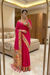 Sari de Seda Pethani Rosa Suave, Estilo Banarasi para Bodas, Diseño Festivo con Borde de Borlas y Pallu con Tejido Meenakari - Product Image 4