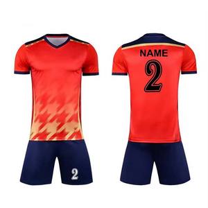 ชุดฟุตบอลพรีเมียมขายส่งแบบใหม่สั่งทำได้ พร้อมชื่อทีม สำหรับผู้ใหญ่ ผลิตจากผ้าโพลีเอสเตอร์/คอตตอน น้ำหนักเบา กันน้ำ ระบายอากาศได้ดี - Product Image 4