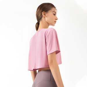 เสื้อยืดโอเวอร์ไซส์เปล่าพิมพ์โลโก้ได้ตามสั่ง ขายส่ง เสื้อครอปสตรีทแวร์ผู้หญิง เสื้อยืดครอปลำลองผู้หญิงขายส่ง - Product Image 5