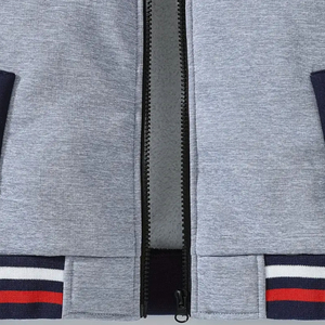 Ventes en gros de sweats à capuche pour enfants, fabrication directe d'usine, sweats en polaire chauds, fabrication OEM pour importateurs, distributeurs et magasins de détail - Product Image 3