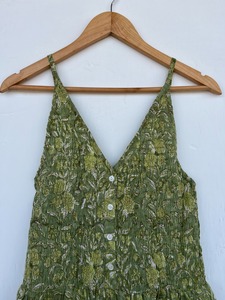 Robe longue décontractée en coton pour femme, sans manches, col en V, boutonnée sur le devant, à volants, style bohème, pour l'été et les vacances - Product Image 2