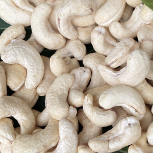 เม็ดมะม่วงหิมพานต์ W180 จากโรงงานโดยตรง ขายส่งพร้อมบรรจุภัณฑ์ตามสั่งจากซานติโก - Product Image 1