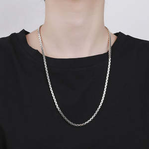 สร้อยคอเงินแท้ประดับเพชรเลี้ยงในห้องปฏิบัติการ สไตล์ฮิปฮอปแบบคิวบันลิงค์สำหรับผู้ชาย น้ำหนัก 35 กรัม - Product Image 2