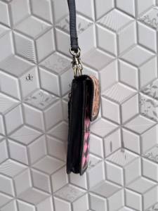 Bolso de Mano para Teléfono Hecho a Mano, Bolso de Cuero con Grabado Artesanal, Bolsos Pequeños con Patrón de Damas, Bolsa Tipo Bandolera de Diseño Único - Product Image 2