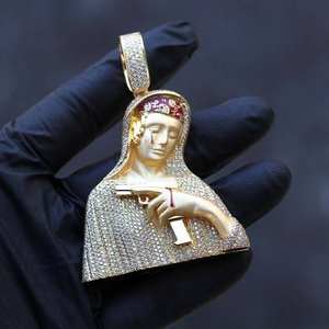 Colgante de Lujo Hip Hop de Oro con Moissanita Virgen María, Diamantes VVS1 Iced Out, Medallón Religioso, Pieza Destacada - Product Image 1