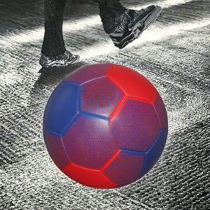 Ballon de football professionnel taille 5 en PU écologique et durable pour adultes, idéal pour l'entraînement et les matchs, vente en gros par l'équipe de vente d'usine. - Product Image 4