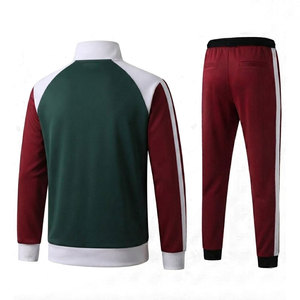 Ensemble de survêtement premium pour homme : veste et pantalon élégants pour la course, l'entraînement en salle de sport et le quotidien - Product Image 2