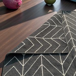 Alfombra Kilim de Lana Hecha a Mano, Diseño Abstracto Moderno, Ecológica, Antideslizante, Tejido Plano, Color Negro y Gris, Estilo Bohemio - Product Image 5