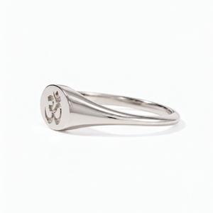 Bague signet en or 14 carats gravée du symbole Om, d'inspiration indienne traditionnelle, pour la méditation yoga, bijoux spirituels hindous, pour hommes et unisexe. - Product Image 2