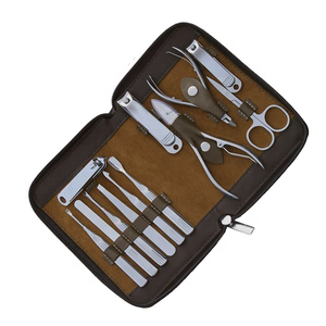 ชุดดูแลเล็บมือและเล็บเท้าสำหรับผู้ชาย คุณภาพดีที่สุด ผลิตจากสแตนเลสอย่างมืออาชีพ พร้อมตะไบเล็บ กรรไกรตัดเล็บ และที่ดันหนัง - Product Image 1