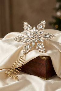 Décoration de sommet de sapin de Noël en forme de flocon de neige en cristal doré, ornée de strass vintage avec base spirale - Product Image 4