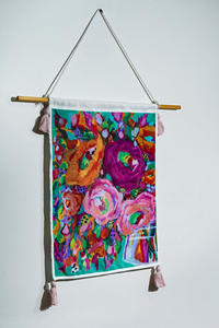 Décoration murale rectangulaire moderne en PET naturel imprimé, tissée à la main avec pompons, vente en gros OEM pour mariages et anniversaires - Product Image 2