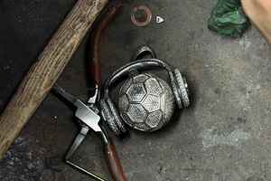 Colgante de Moissanita Tridimensional de 3-4 pulgadas, Estilo Hip Hop Iced, Unisex, con Cadena de Plata 925 a juego, Diseño 'Big Earth' - Product Image 3