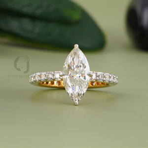 Anillo de Compromiso Rudakiya Brothers de Oro Amarillo de 14K con Diamante Cultivado en Laboratorio de Corte Marquesa de 2.00 CT Claridad VS1 VVS-VS DEF Certificado por IGI E - Product Image 1
