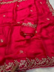 Sari Étnico Indio Hermoso y Elegante con Bordado para Fiestas y Bodas, Atuendo Moderno y Elegante para Mujer - Product Image 3