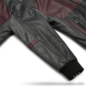 Chaqueta de cuero refinada para hombre, diseñada para la moda urbana, con ajuste cómodo, bolsillos funcionales y apariencia premium. - Product Image 4