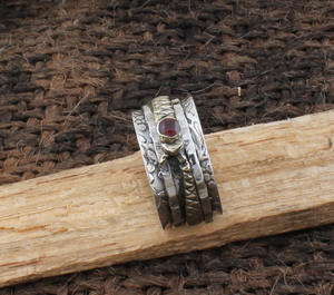 แหวนโกเมนสีแดงธรรมชาติ เงินแท้ 925 แหวนโกเมนแท้จากโมซัมบิกสำหรับผู้หญิง เครื่องประดับประจำเดือนมกราคม ขายส่ง - Product Image 4