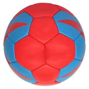 Ballon de football taille 5, logo personnalisé, cuir sans couture, ballon de football laminé durable, livraison mondiale - Product Image 1