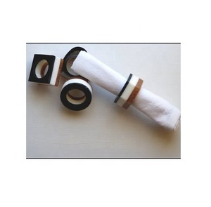 2025 luxueux 4 pièces résine ronds de serviette ensemble fabriqué à la main conceptions uniques couleurs vibrantes pour les hôtels à manger élégants Table de fête - Product Image 1