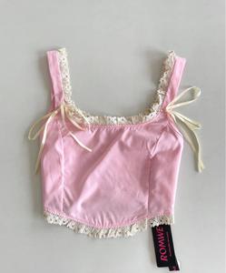 Top Corto de Algodón Sin Costuras Color Rosa Suave con Encaje Estilo Cottage Core |   Camisola Rosa Pastel con Lazos y Cintas - Product Image 3