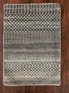 Tapis de salle à manger moderne à poils longs en laine/soie noué à la main, motif géométrique, extra épais, pour usage commercial et domestique - Product Image 3