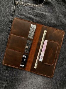 ที่ใส่บัตรและบัตรประจำตัวหนังสำหรับผู้บริหาร - Product Image 1