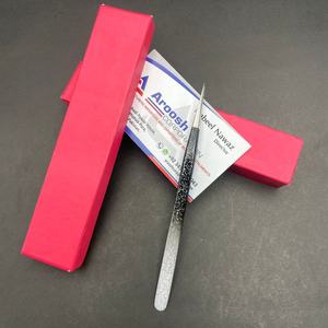 Pince à épiler professionnelle en acier inoxydable durable avec logo personnalisé, à pointe fine, pour cils, outil de beauté, vente en gros - Product Image 6