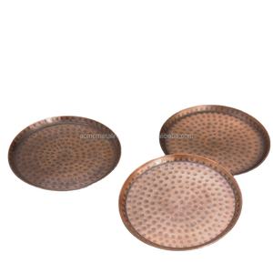 Lot de 4 sous-verres en cuivre martelé au design élégant, parfaits pour la décoration de thé et de table basse - Product Image 1