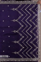 Sari en tissu de soie Rangoli de créateur avec broderie de fils et de sequins, et chemisier en soie Rangoli avec broderie de fils et de sequins.