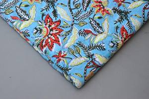 ผ้าพิมพ์ลายดอกไม้สไตล์อินเดีย 100% ผ้าฝ้ายเนื้อนุ่มบริสุทธิ์ สำหรับเสื้อผ้า-ชุดเดรส ผ้าม่าน ชุดนอน ผ้าคลุมเตียง และอื่นๆ อีกมากมาย - Product Image 4