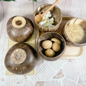 Tazón de Cáscara de Coco Auténtico, Hecho a Mano, Ecológico, para Servir y Comer - Product Image 4