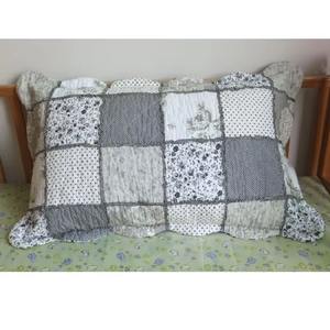 Juego de Cubrecama y Colcha de Terciopelo de Lujo, Bordado Moderno, Impermeable y Lavable, 300 Hilos, Opciones de Logotipo y Color Personalizados - Product Image 4