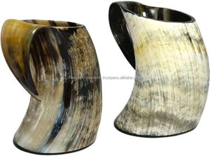 Taza de Cuerno Vikinga Tallada a Mano con Diseño de Lobo Personalizado en Existencia, Diseño Más Popular de Taza de Cuerno para Vino y Café - Product Image 5