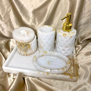 Ensemble de salle de bain en résine 4 pièces, motif de luxe, distributeur de savon, plateau, porte-dentifrice, couleur personnalisée, durable, pratique, cadeau pour la maison - Product Image 1