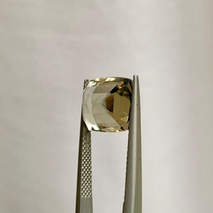 Pieza de Gema de Tanzanita Zoisita Natural, Perfecta para la Elaboración de Joyería Fina y Colecciones de Joyería de Diseño - Product Image 3