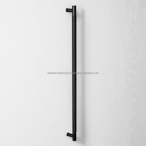 Poignée de traction robuste en métal massif, conçue pour une utilisation durable sur les portes, tiroirs, armoires et meubles. - Product Image 1