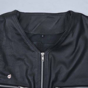 Gilet sans manches en cuir PU pour homme, col en V, fermeture éclair sur le devant, imprimé lettres, style motard, vêtement d'extérieur pour l'automne avec logo personnalisé - Product Image 5