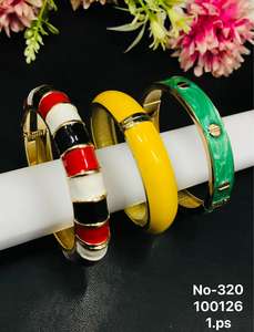 กำไลข้อมือโลหะผสมสีสันสดใส งานฝีมือเคลือบสีแบบอินเดีย สำหรับผู้หญิง ขายส่ง เหมาะสำหรับงานปาร์ตี้ ทันสมัย - Product Image 3