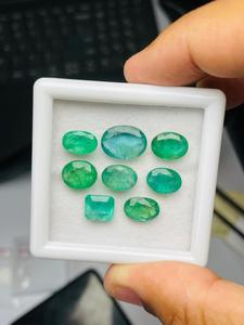 Lote de Gemas de Esmeralda Natural con Corte Mixto, Grado AAA, Certificado IGI, Super Lustre, Bonito Color Verde, 21.19 Quilates, Precio Económico, para Joyería - Product Image 6