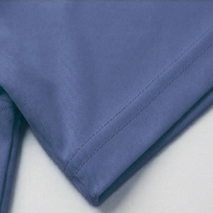 T-shirt de sport à manches courtes en polyester 100% avec logo personnalisé imprimé, couleur unie, col rond, style décontracté d'été - Product Image 3