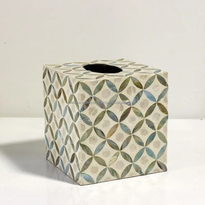 Servilletero Cuadrado de Nácar Hecho a Mano en India con Logotipo Personalizado de Alta Calidad para el Hogar, Restaurante, Bar, Hotel por FWE - Product Image 1