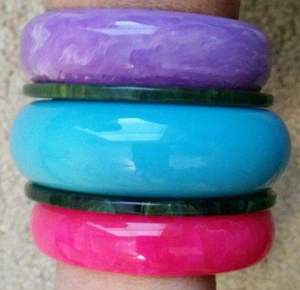 กำไลเรซิ่นทำมือ ลายหินอ่อนกลม สีเขียว ชมพู ม่วง ขาว น้ำตาล งานศิลปะสะสม งานฝีมือ - Product Image 3