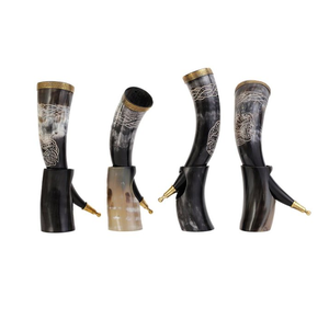 Support en corne de buffle artisanal avec bordure et pointe en laiton, qualité excellente à prix abordable - Product Image 1