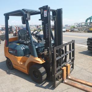 Chariot élévateur japonais d'occasion 1,5t-3,0t essence/diesel/électrique, mât à deux étages, longueur de la fourche 1070mm, largeur de la fourche 100mm pour Komatsu Nissan - Product Image 1