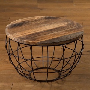 Table basse moderne avec plateau en marbre et base dorée, design incurvé, mobilier minimaliste pour salon - M.F. Modèle d'exportations internationales - Product Image 4